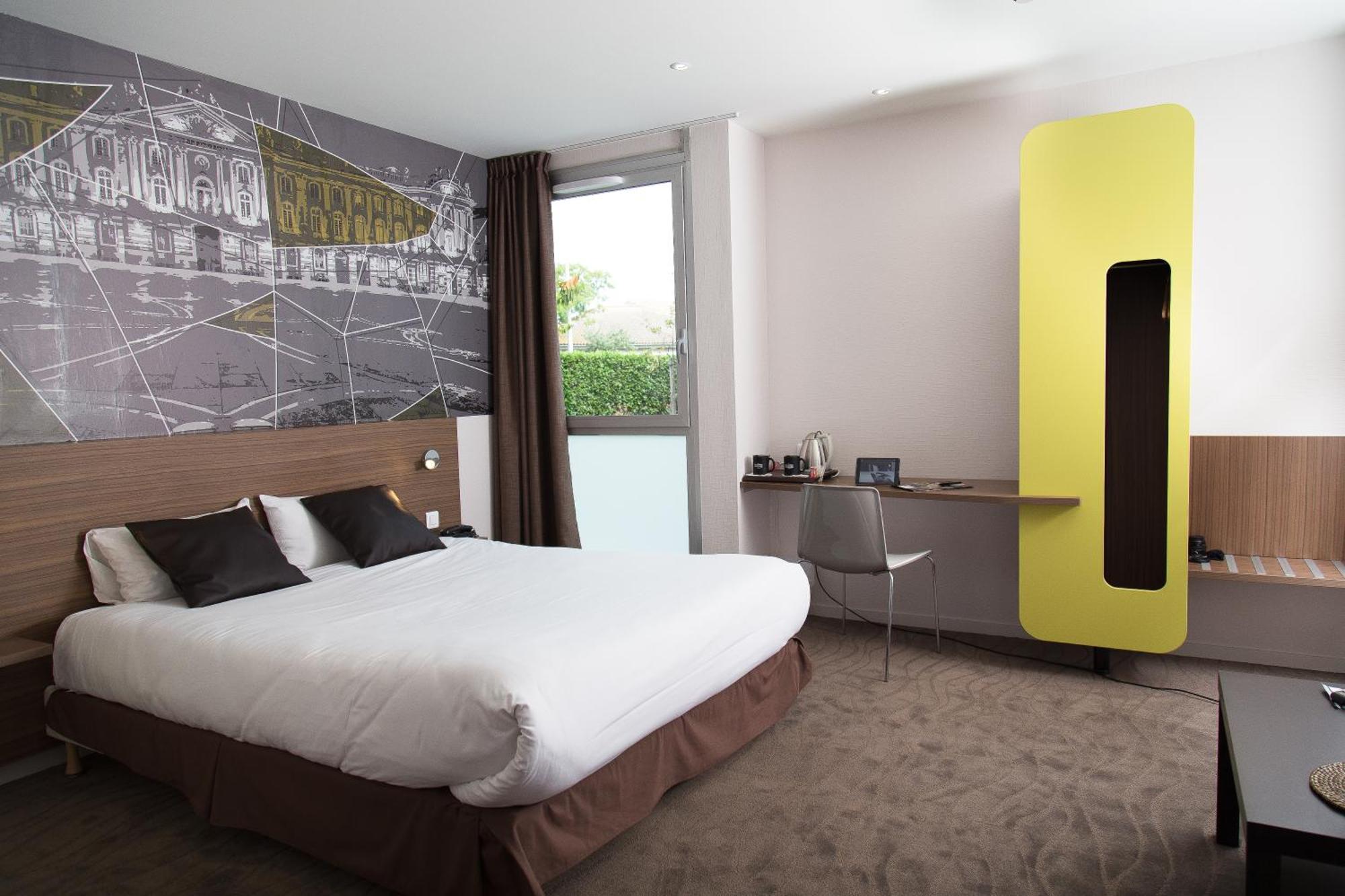 Brit Hotel Toulouse Colomiers - L'Esplanade Exterior foto